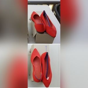 Rothy's Flame points - 7.5